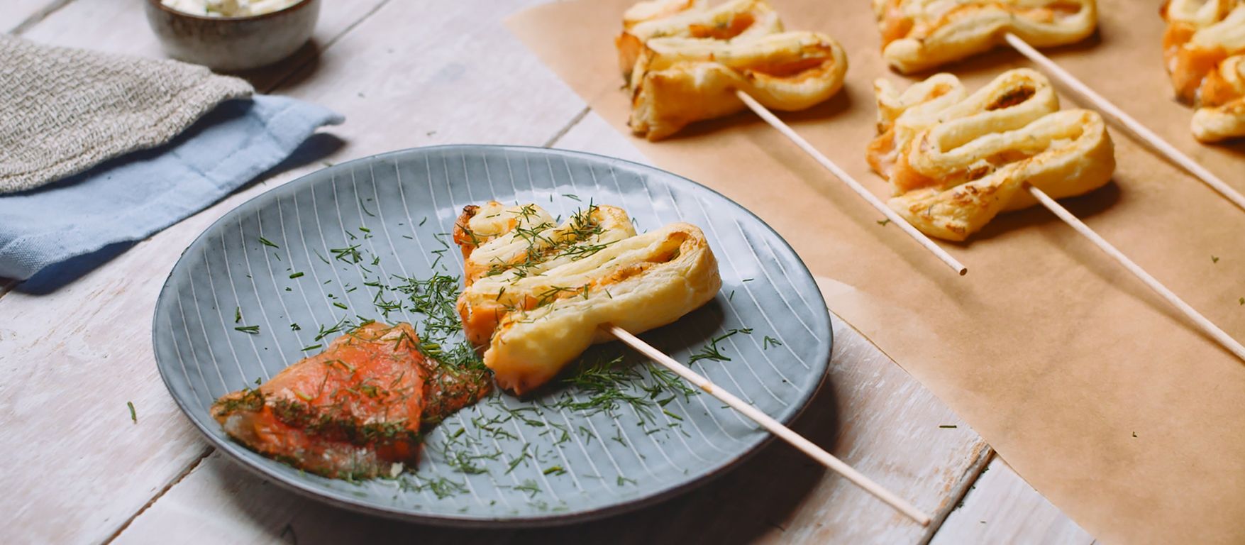 Tannenbaumspieße mit Stührk Feinster Lachs gravad aus Norwegen